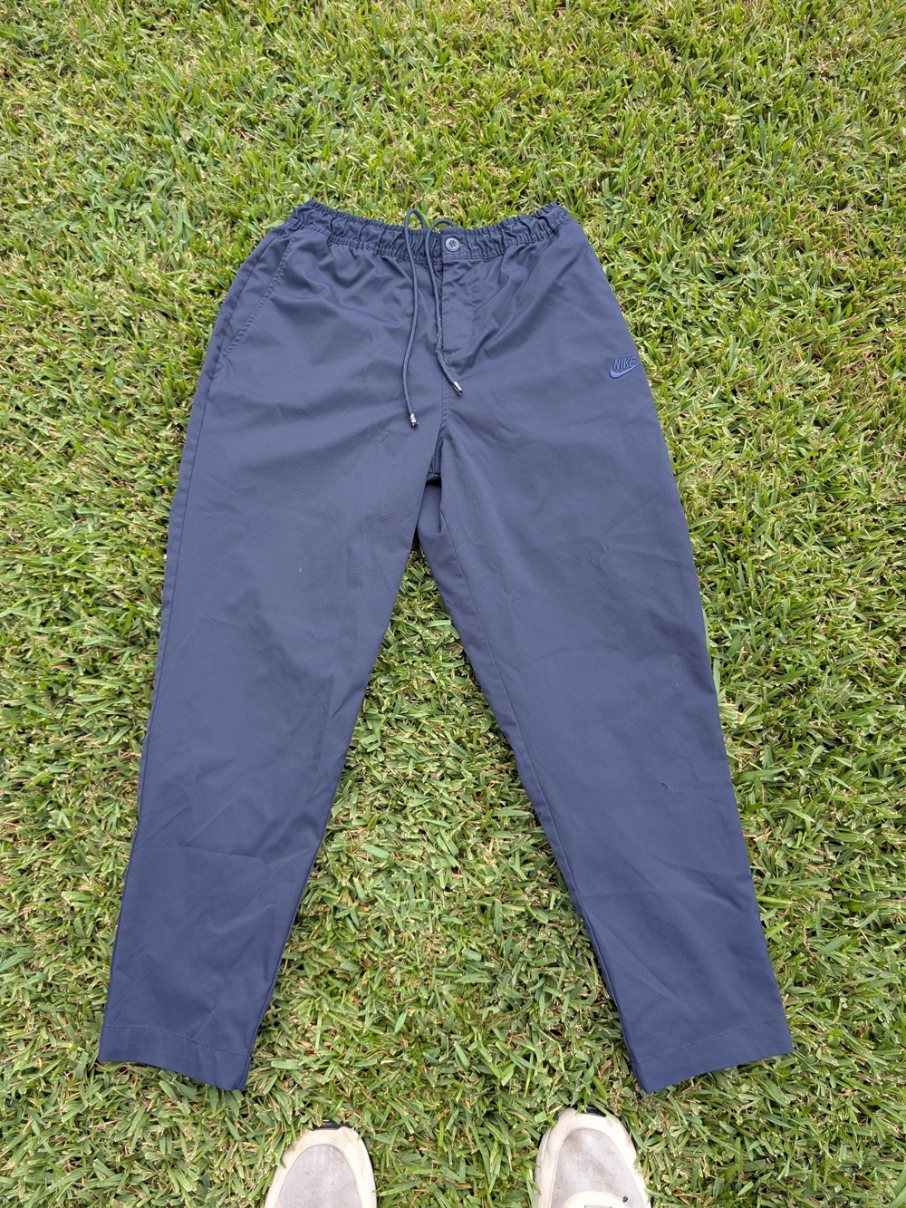 Nike Men’s Navy Elastic-Waist Casual Pants